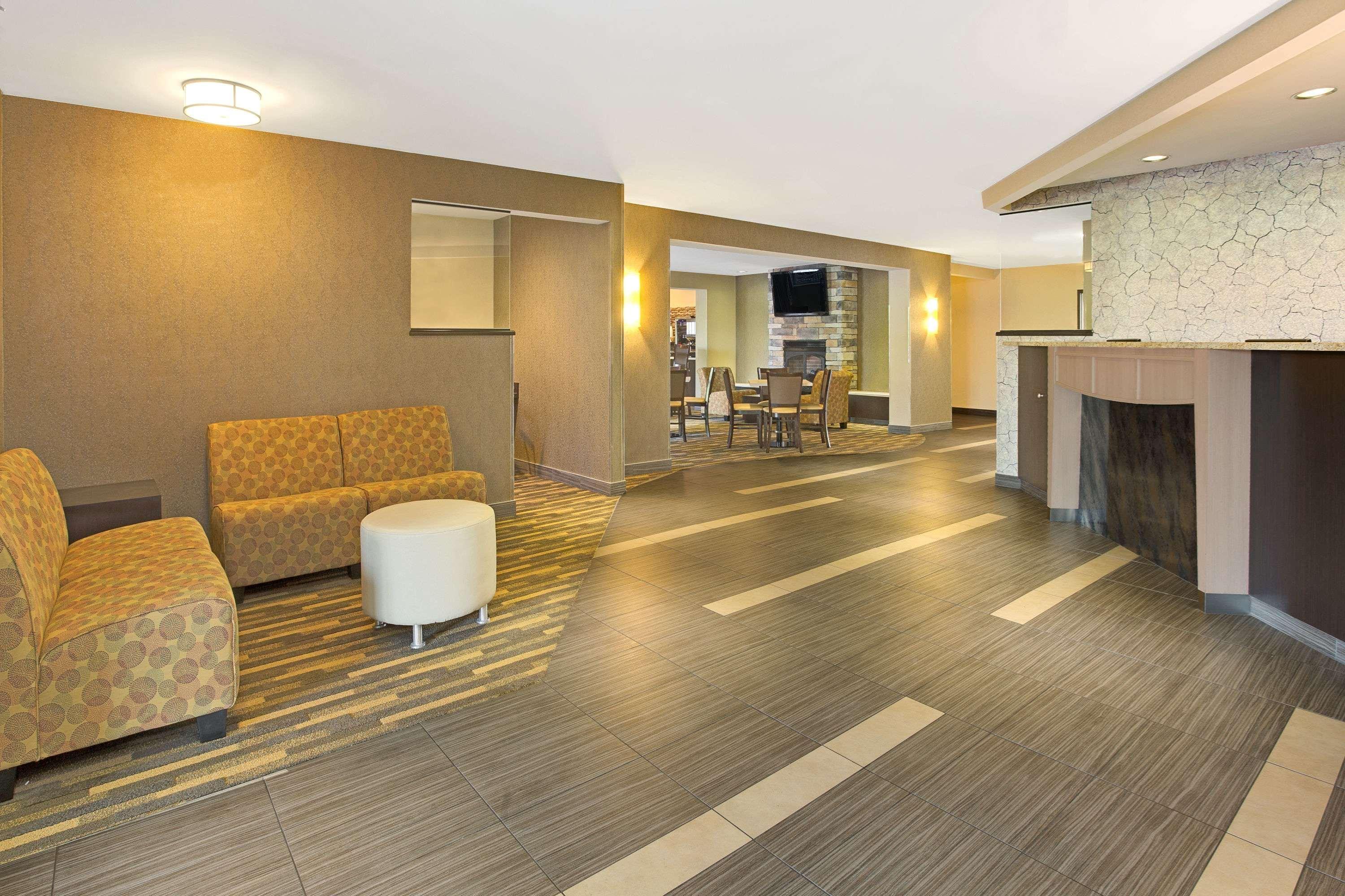 Hawthorn Suites By Wyndham Cincinnati/Шаронвілл Екстер'єр фото