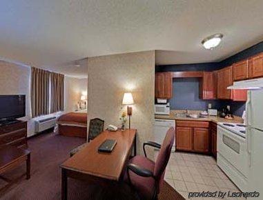 Hawthorn Suites By Wyndham Cincinnati/Шаронвілл Номер фото
